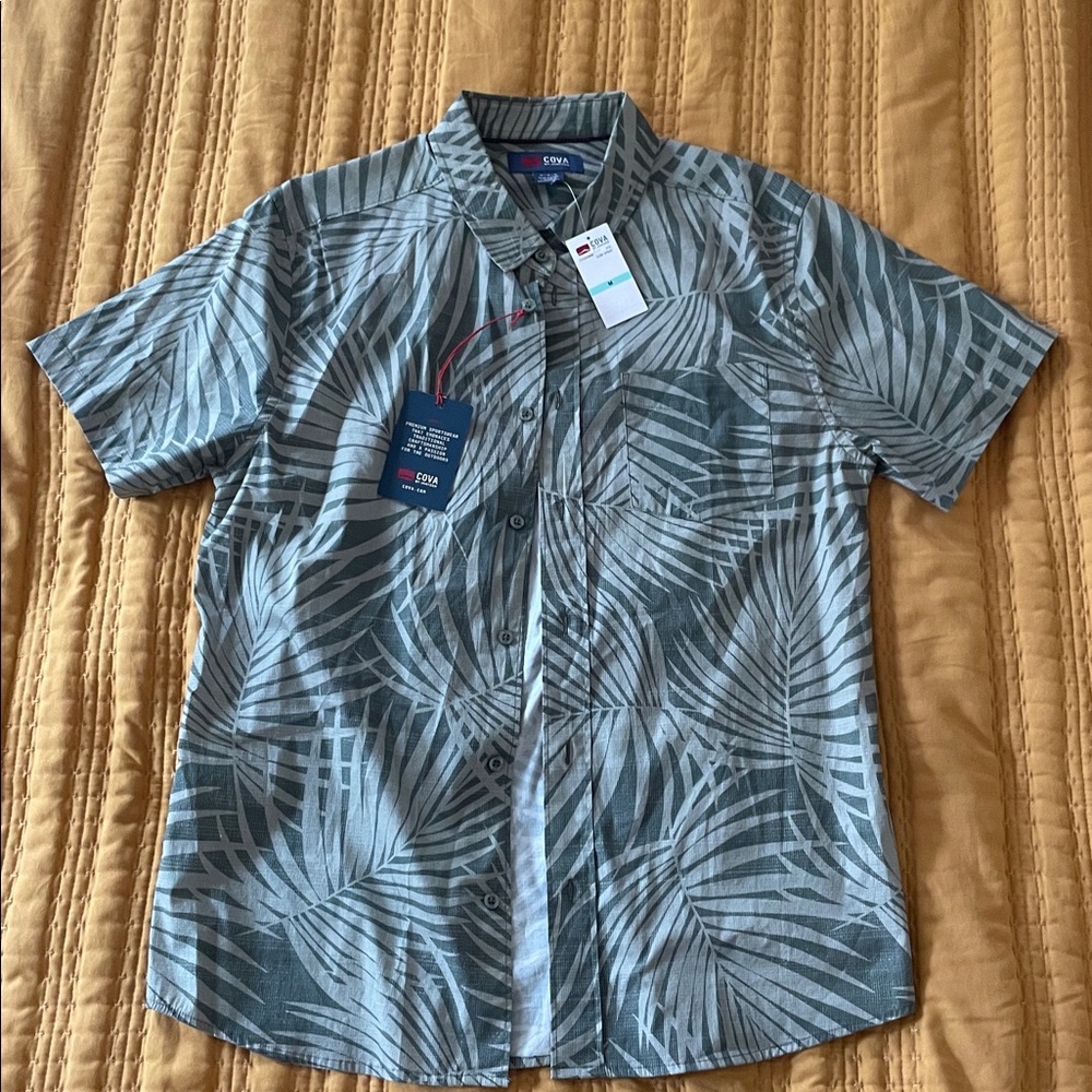 COVA by Jantzen medium smooth weave collared short sleeve